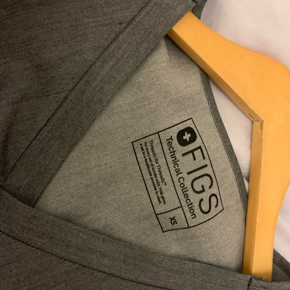 Authentic Figs Scrub Suit Pacora Top - Picture 6 of 7